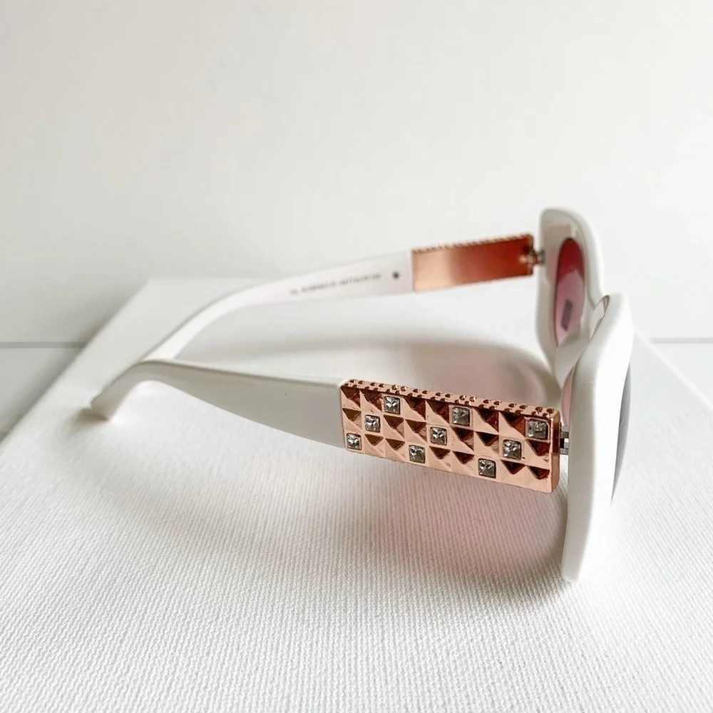 New with tags retro style white sunglasses rose gold